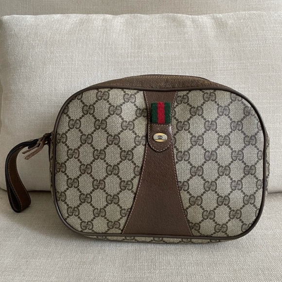 Authentic Vintage Gucci GG Sherry Clutch Bag / Wristlet - Picture 1 of 14